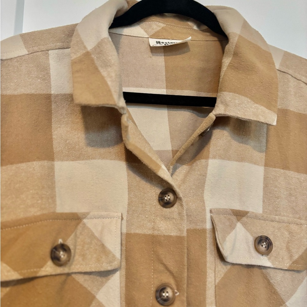 Beige Checkered Utility Jacket - Picture 2 of 2